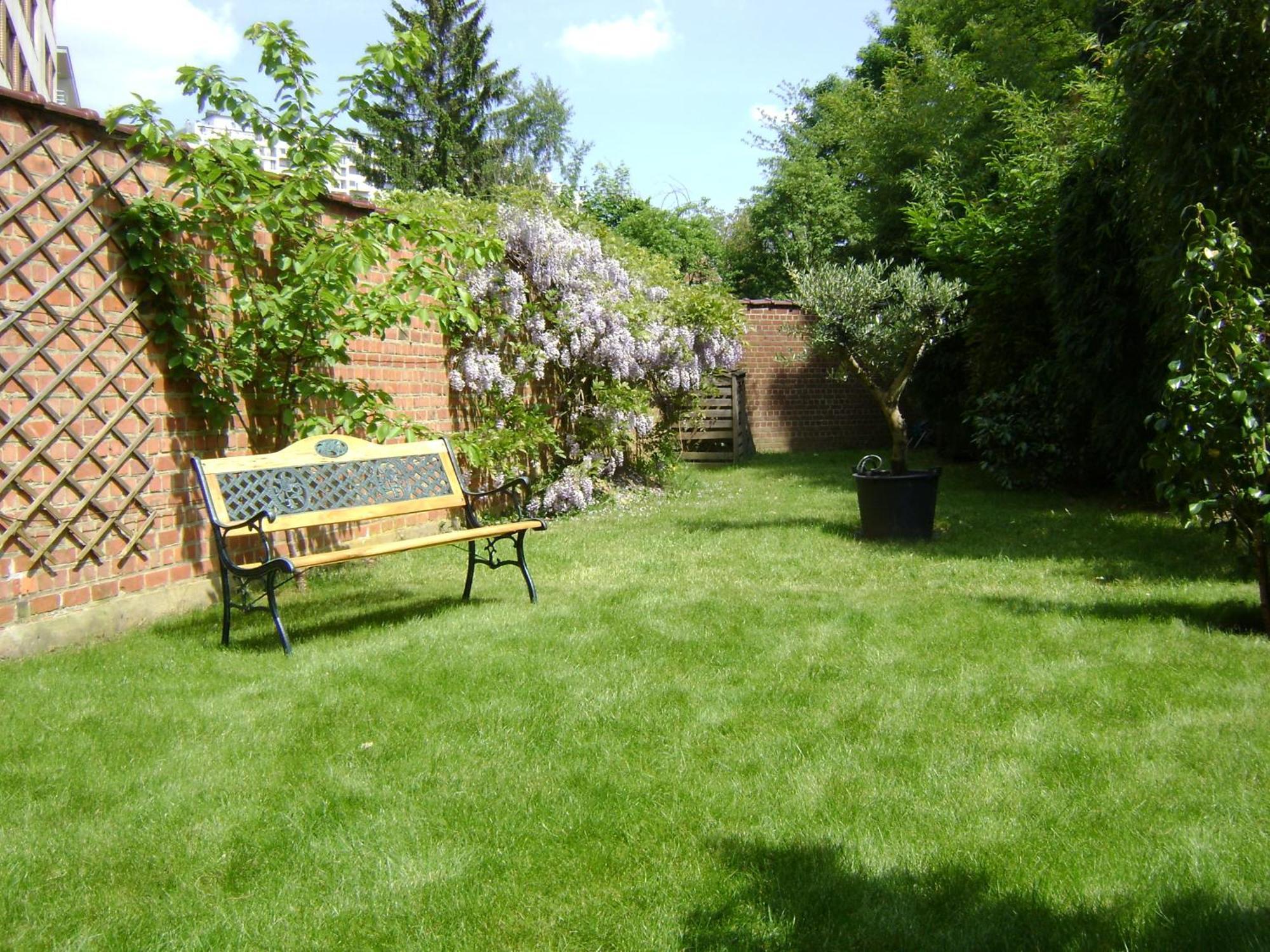 B&B Brigitte & Alain Saint-Gilles Exterior photo
